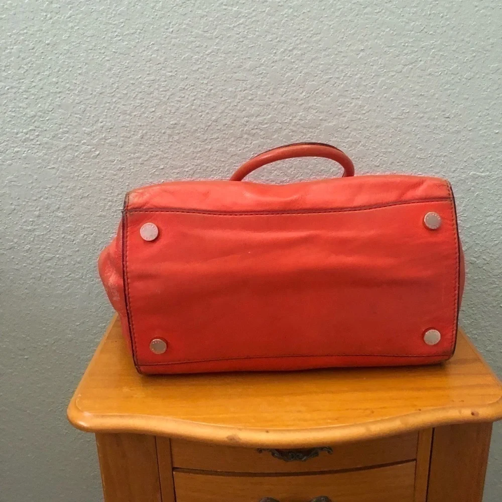 Michael Michael Kors Crossbody in tangerine
